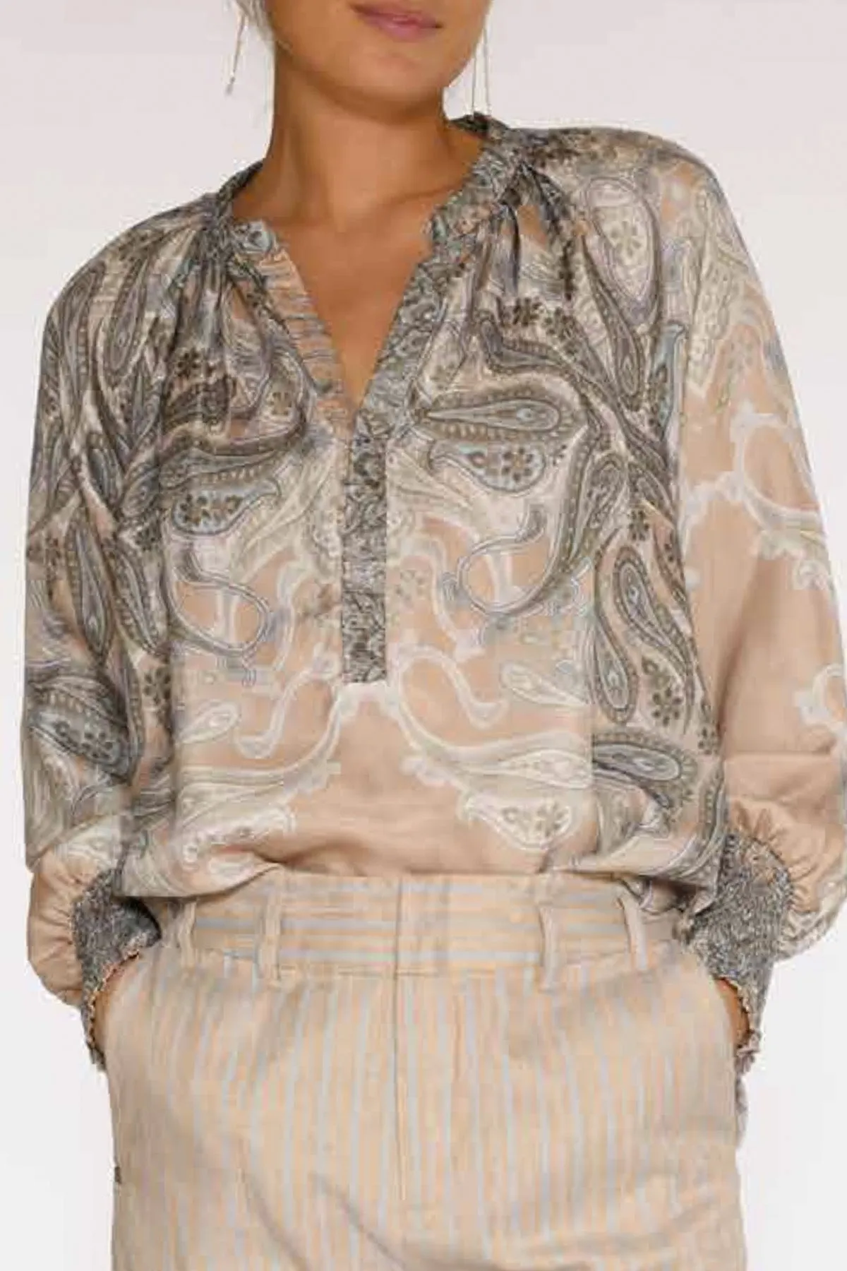 Annsofie shirt 52615 | Beige w. Army Paisley | Skjorte fra Gustav