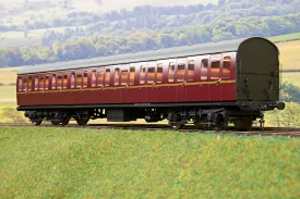 Darstaed D23-4-1 7mm Finescale O Gauge BR 57' Mk1 Suburban Second Class (S) Coach, BR Lined Maroon