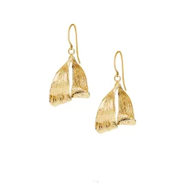 Gold Mistle Kiss Hoop Earrings